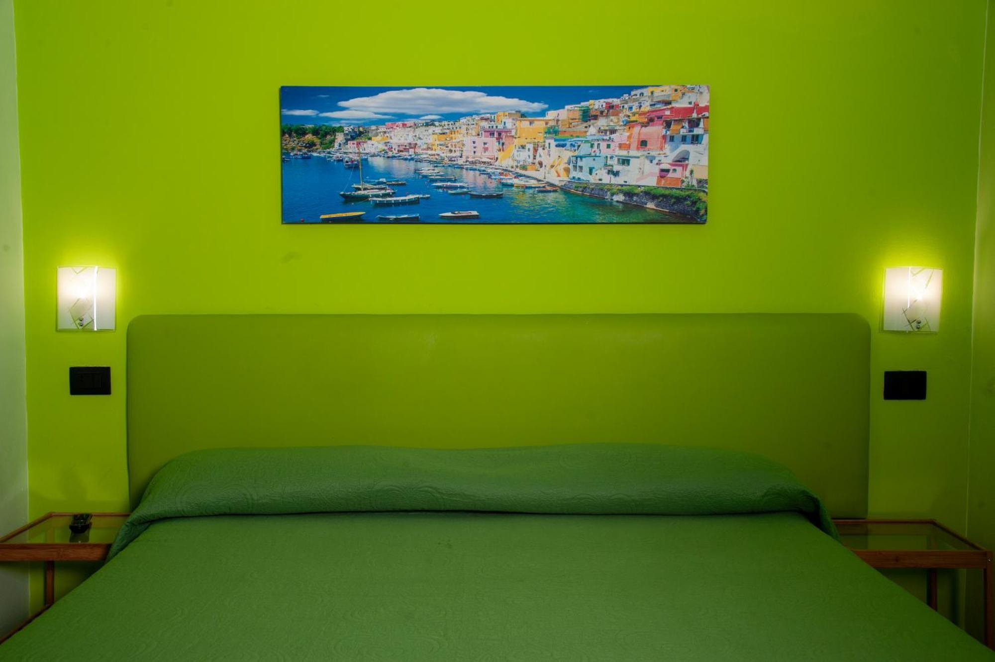 Palazzo Carafa Della Spina Room And Apartment Nápoly Kültér fotó
